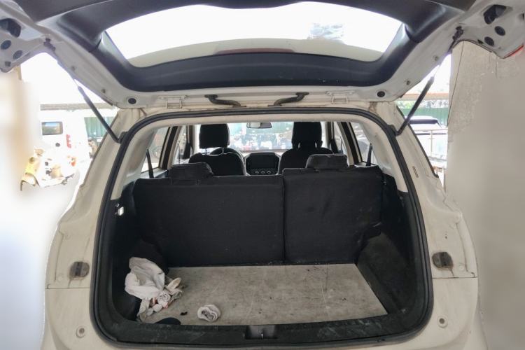 Used Baojun 530 2020 1.5T Manual Comfort Version 5 Seats Trunk