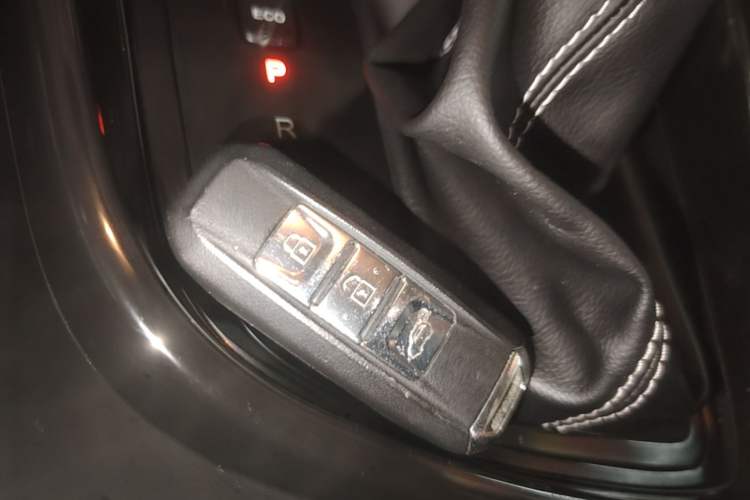 Used Baojun 530 2020 1.5T CVT Luxury Connected Version 6 Seats Vehicle Key