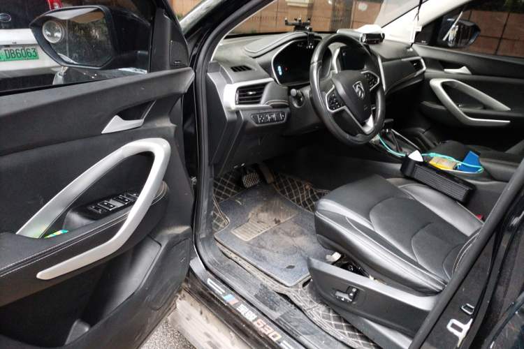 Used Baojun 530 2021 Global Car Anniversary Edition 1.5T CVT Prestige Connected Model 5 Seats Driver Seat