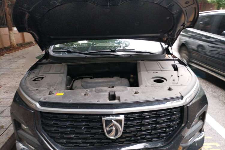 Used Baojun 530 2021 Global Car Anniversary Edition 1.5T CVT Prestige Connected Model 5 Seats Engine Bay