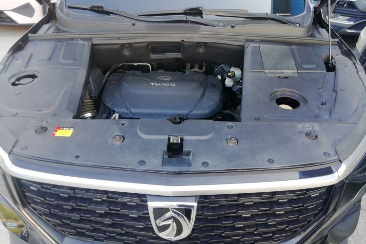 Used Baojun 530 2021 Global Car Anniversary Edition 1.5T CVT Luxury Model 5 Seats Engine Bay