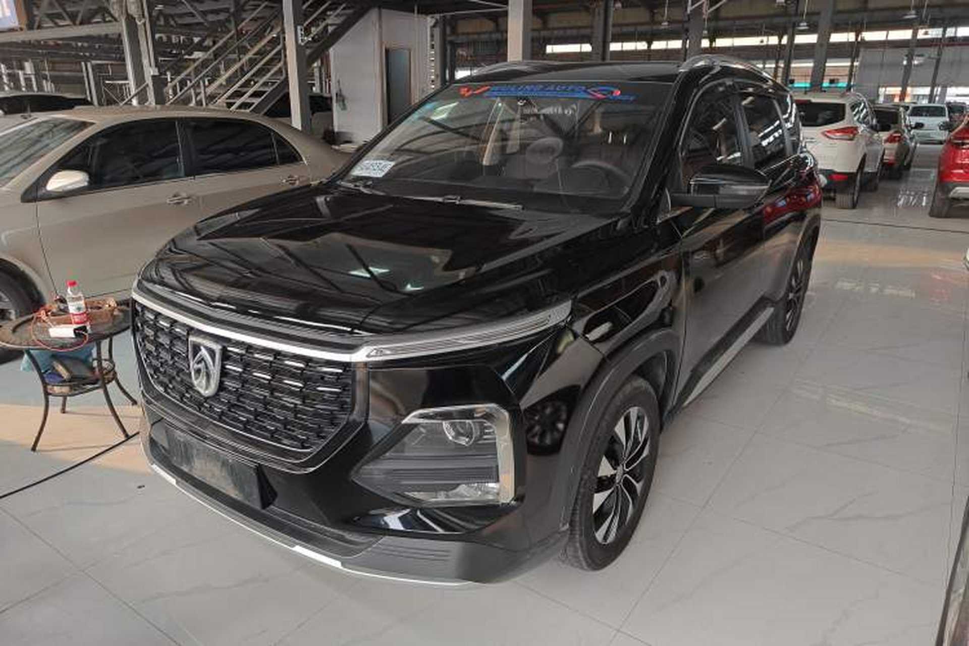 Used Baojun 530 2021 Global Car Anniversary Edition 1.5T Manual Luxury Model 7 Seats Front Left 45 Deg
