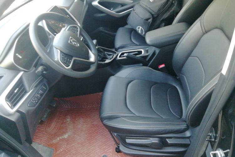 Used Baojun 530 2021 Global Car Anniversary Edition 1.5T CVT Luxury Model 5 Seats Left Front Seat
