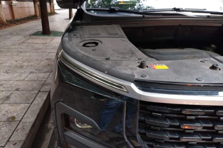 Used Baojun 530 2021 Global Car Anniversary Edition 1.5T CVT Prestige Connected Model 5 Seats Right Front Headlight