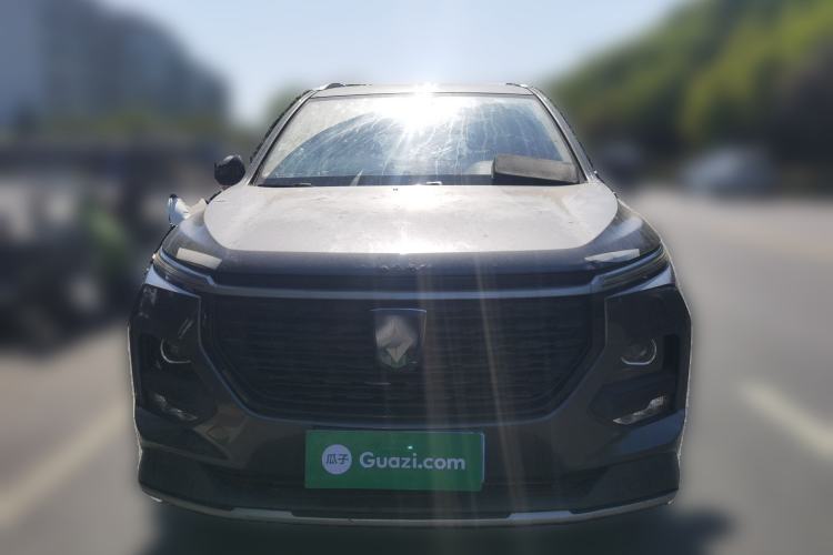 Used Baojun 530 2021 Global Car Anniversary Edition 1.5T Manual Comfort Version 7 Seats Exterior 1