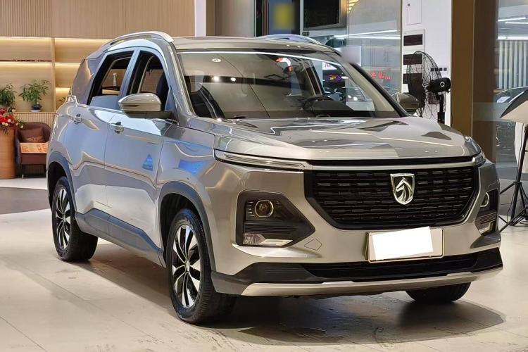 Used Baojun 530 2021 Global Car Anniversary Edition 1.5T CVT Prestige Connected Model 7 Seats Exterior 13