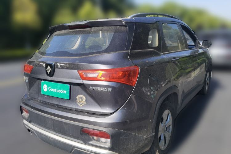 Used Baojun 530 2021 Global Car Anniversary Edition 1.5T Manual Comfort Version 7 Seats Exterior 5