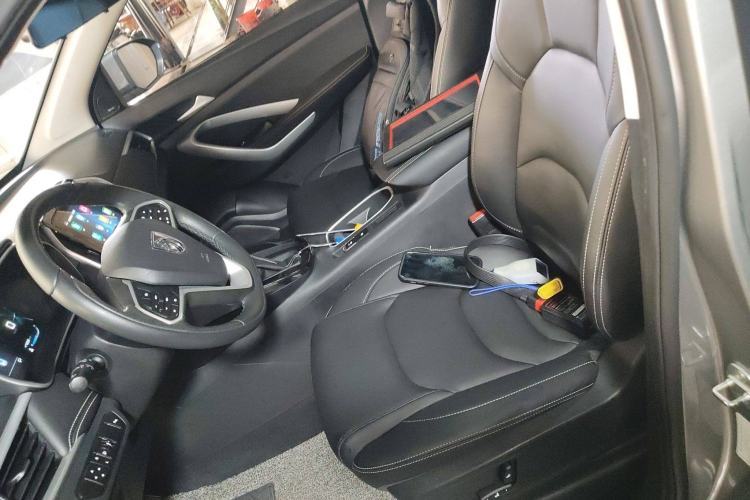 Used Baojun 530 2021 Global Car Anniversary Edition 1.5T CVT Prestige Connected Model 7 Seats Left Front Seat
