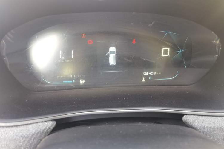 Used Baojun 530 2021 Global Car Anniversary Edition 1.5T Manual Comfort Version 7 Seats Odometer Close Up