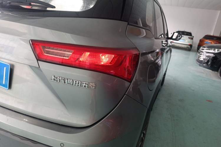Used Baojun 530 2021 Global Car Anniversary Edition 1.5T CVT Luxury Model 7 Seats Right Rear Taillight