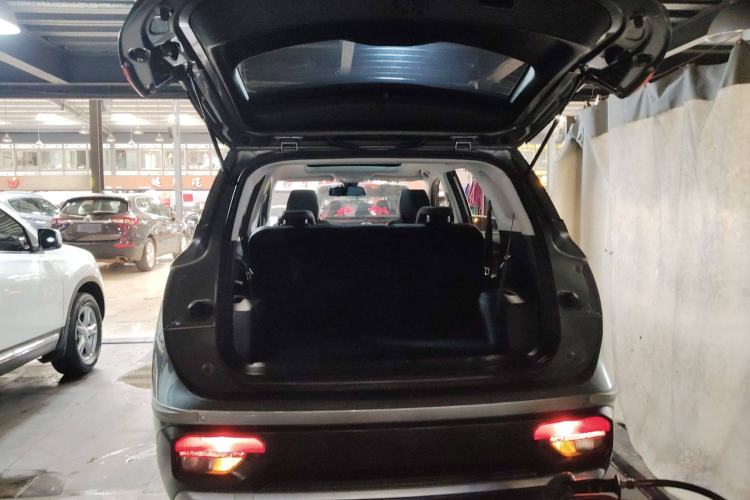 Used Baojun 530 2021 Global Car Anniversary Edition 1.5T CVT Prestige Connected Model 7 Seats Trunk