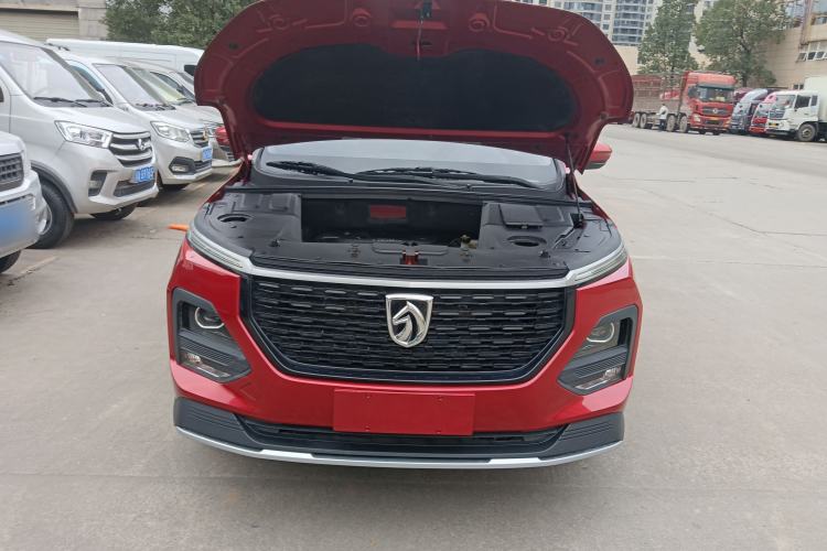 Used Baojun 530 2021 Global Car Anniversary Edition 1.5T Manual Luxury Model 7 Seats Engine Bay