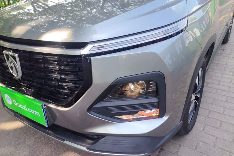 Used Baojun 530 2021 Global Car Anniversary Edition 1.5T Manual Luxury Model 6 Seats Left Front Headlight