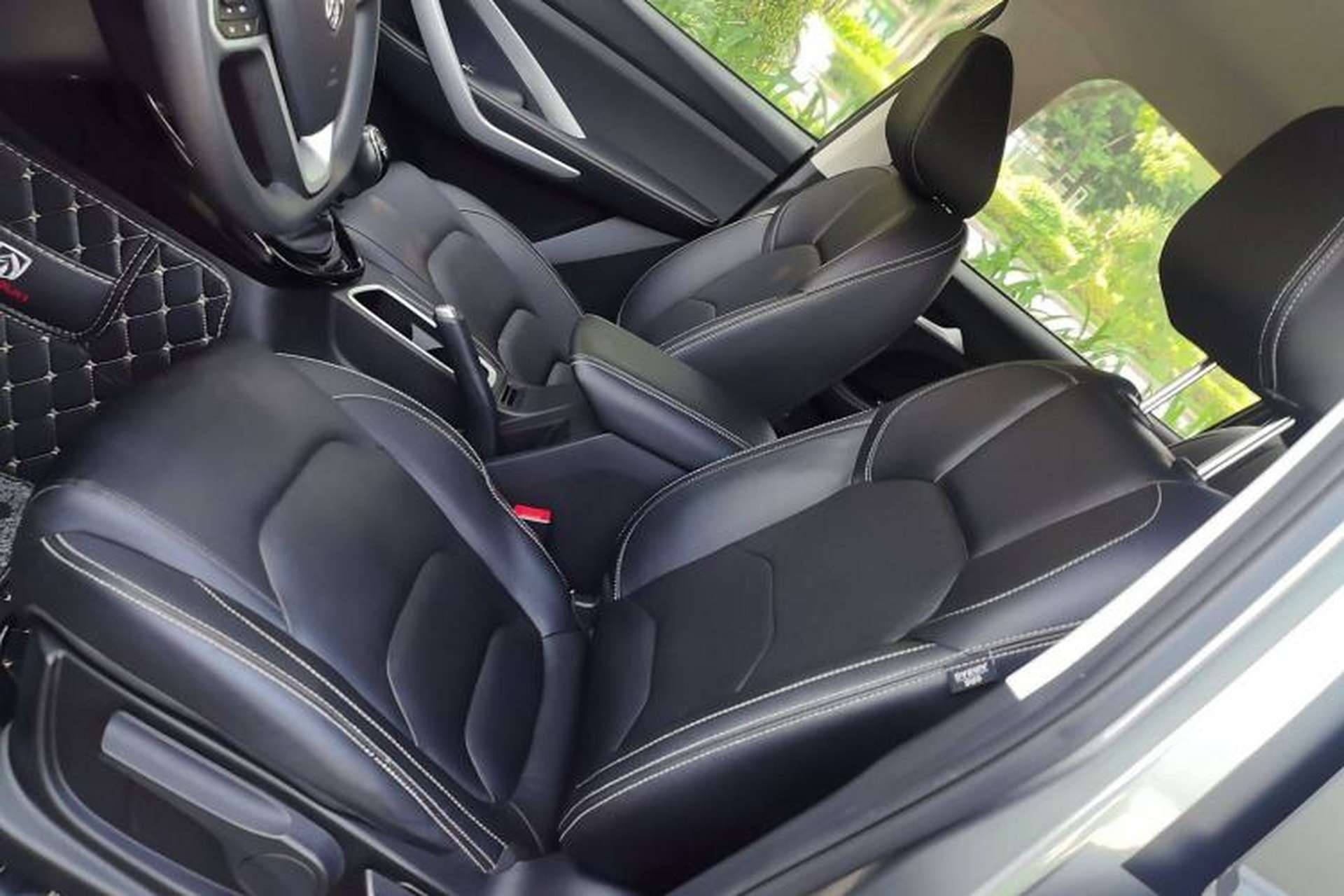 Used Baojun 530 2021 Global Car Anniversary Edition 1.5T Manual Luxury Model 6 Seats Left Front Seat