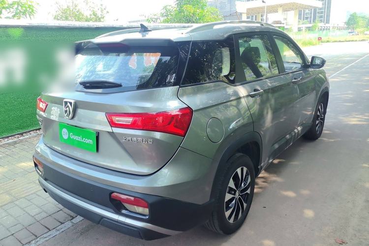 Used Baojun 530 2021 Global Car Anniversary Edition 1.5T Manual Luxury Model 6 Seats Rear Right 45 Deg