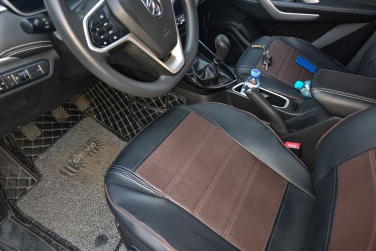 Used Baojun 530 2021 Global Car Anniversary Edition 1.5T Manual Luxury Model 5 Seats Driver Seat