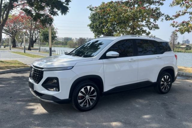 Used Baojun 530 2021 Global Car Anniversary Edition 1.5T CVT Luxury Model 7 Seats
