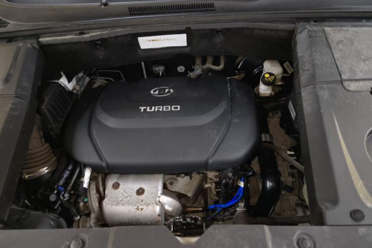 Used Baojun 530 2021 Global Car Anniversary Edition 1.5T CVT Prestige Connected Model 5 Seats Engine Bay