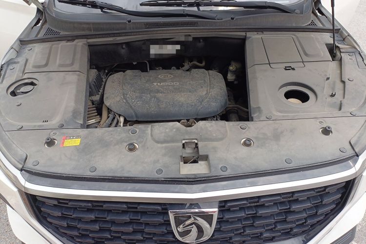 Used Baojun 530 2021 Global Car Anniversary Edition 1.5T CVT Luxury Model 7 Seats Engine Bay
