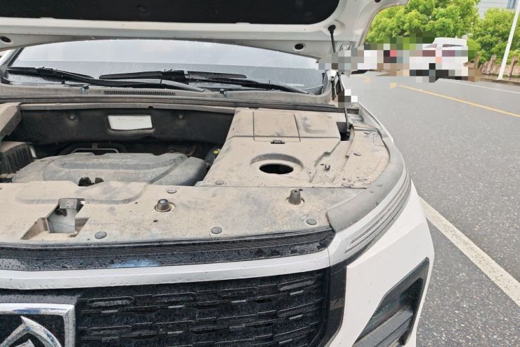 Used Baojun 530 2021 Global Car Anniversary Edition 1.5T CVT Prestige Connected Model 7 Seats Engine Bay Left