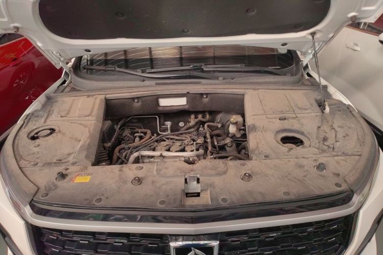 Used Baojun 530 2021 Global Car Anniversary Edition 1.5T CVT Prestige Connected Model 5 Seats Engine Bay