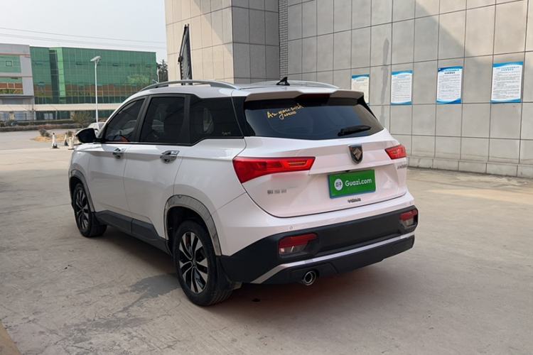 Used Baojun 530 2021 Global Car Anniversary Edition 1.5T CVT Luxury Model 7 Seats Exterior 1