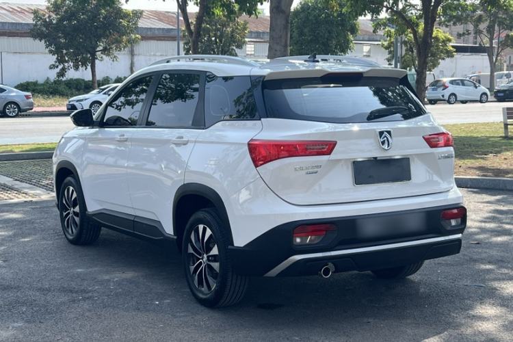 Used Baojun 530 2021 Global Car Anniversary Edition 1.5T CVT Luxury Model 7 Seats Exterior 1