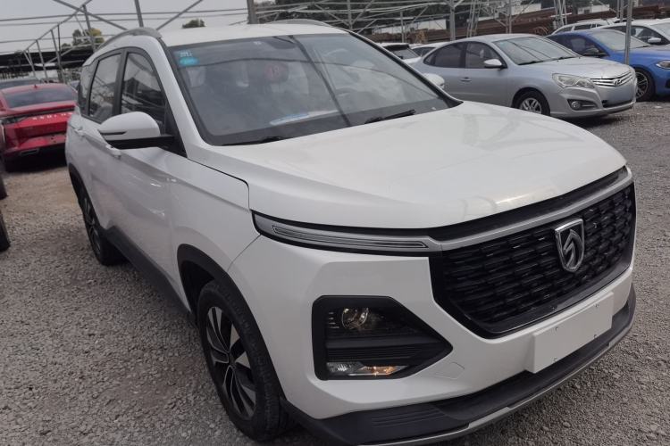 Used Baojun 530 2021 Global Car Anniversary Edition 1.5T CVT Luxury Model 5 Seats Exterior 1