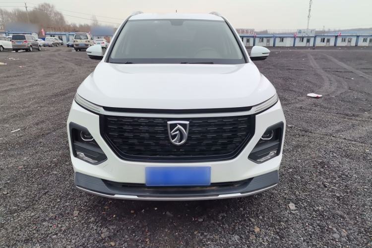 Used Baojun 530 2021 Global Car Anniversary Edition 1.5T Manual Comfort Model 5 Seats Exterior 1
