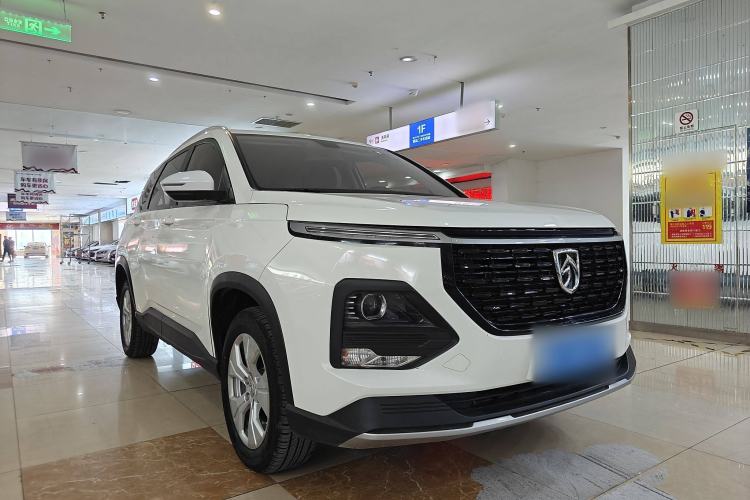 Used Baojun 530 2021 Global Car Anniversary Edition 1.5T Manual Comfort Model 5 Seats Exterior 1