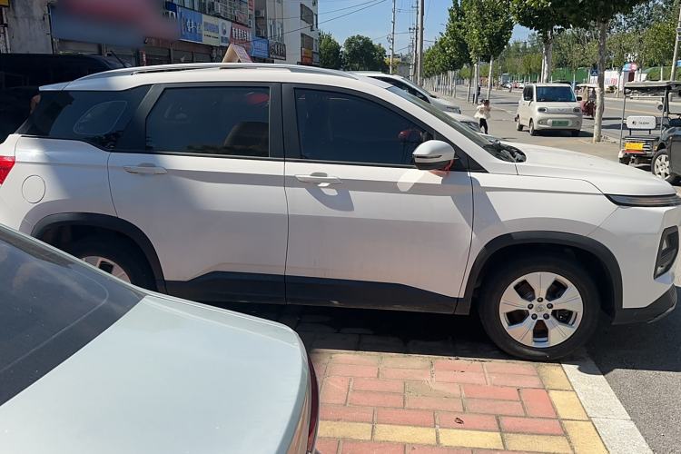 Used Baojun 530 2021 Global Car Anniversary Edition 1.5T Manual Comfort Version 7 Seats Exterior 2