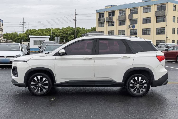 Used Baojun 530 2021 Global Car Anniversary Edition 1.5T CVT Luxury Model 7 Seats Exterior 3