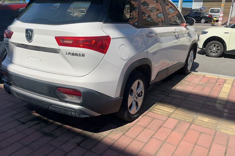 Used Baojun 530 2021 Global Car Anniversary Edition 1.5T Manual Comfort Version 7 Seats Exterior 3