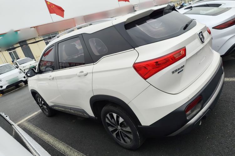 Used Baojun 530 2021 Global Car Anniversary Edition 1.5T Manual Prestige Model 6 Seats Exterior 3
