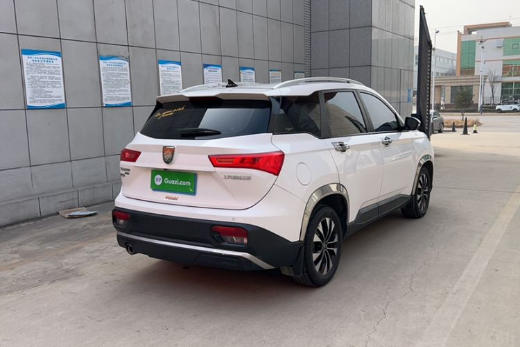 Used Baojun 530 2021 Global Car Anniversary Edition 1.5T CVT Luxury Model 7 Seats Exterior 4