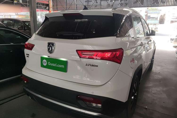Used Baojun 530 2021 Global Car Anniversary Edition 1.5T CVT Luxury Model 7 Seats Exterior 5