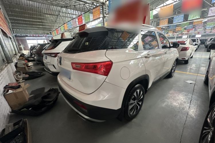 Used Baojun 530 2021 Global Car Anniversary Edition 1.5T CVT Prestige Connected Model 5 Seats Exterior 5