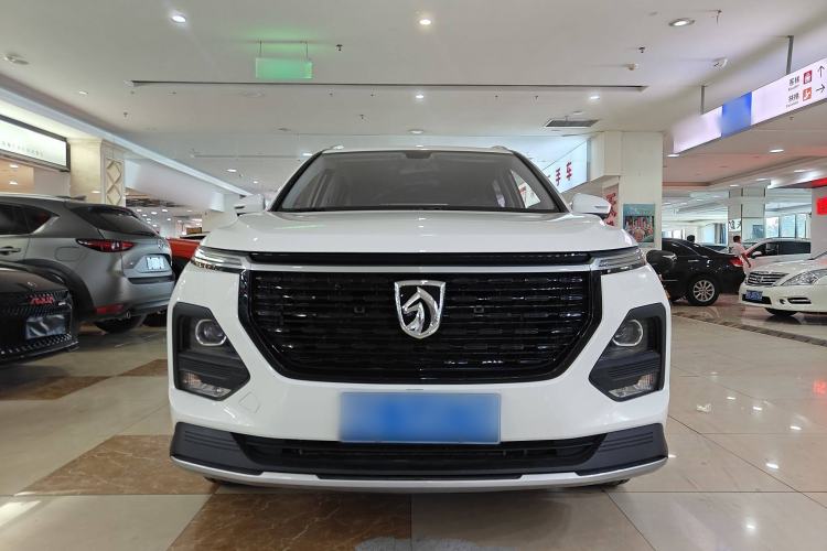 Used Baojun 530 2021 Global Car Anniversary Edition 1.5T Manual Comfort Model 5 Seats Exterior 5