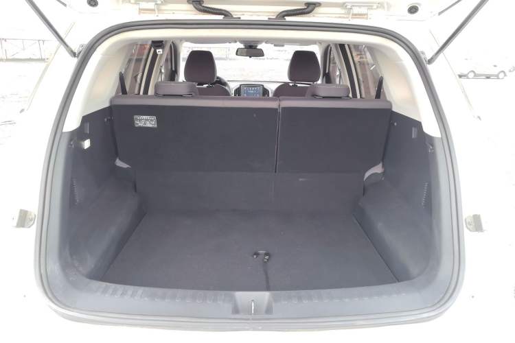 Used Baojun 530 2021 Global Car Anniversary Edition 1.5T Manual Comfort Model 5 Seats Exterior 8