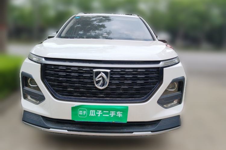 Used Baojun 530 2021 Global Car Anniversary Edition 1.5T Manual Comfort Version 7 Seats Front