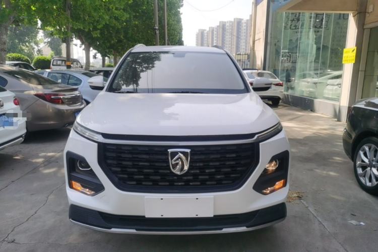 Used Baojun 530 2021 Global Car Anniversary Edition 1.5T Manual Comfort Model 5 Seats Front