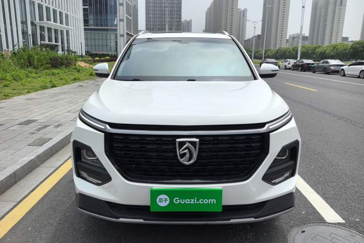 Used Baojun 530 2021 Global Car Anniversary Edition 1.5T CVT Prestige Connected Model 7 Seats Front