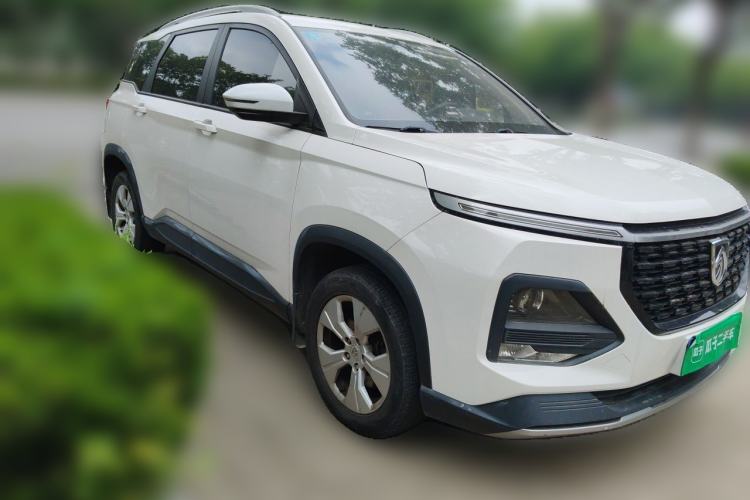 Used Baojun 530 2021 Global Car Anniversary Edition 1.5T Manual Comfort Version 7 Seats Front Right 45 Deg