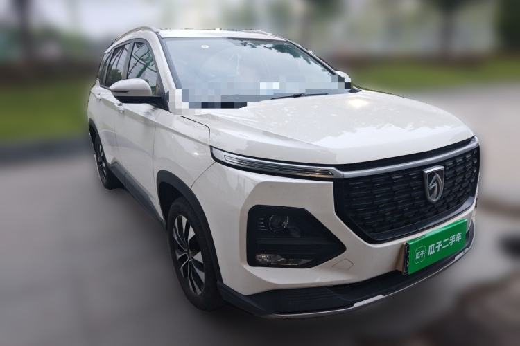 Used Baojun 530 2021 Global Car Anniversary Edition 1.5T Manual Luxury Model 5 Seats Front Right 45 Deg