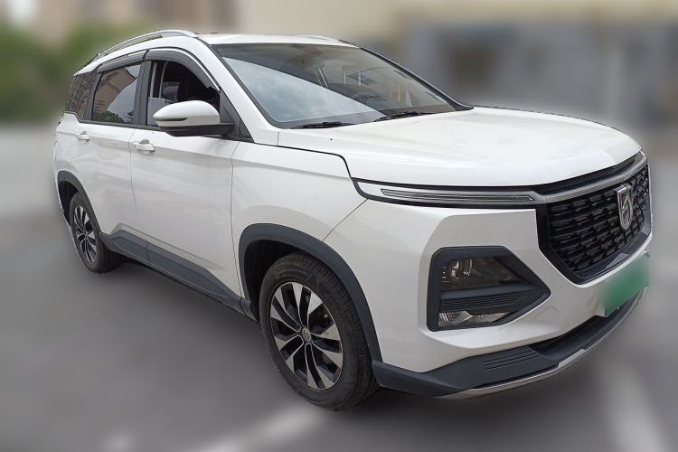 Used Baojun 530 2021 Global Car Anniversary Edition 1.5T CVT Luxury Model 7 Seats Front Right 45 Deg