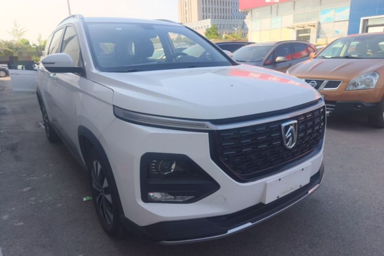 Used Baojun 530 2021 Global Car Anniversary Edition 1.5T CVT Luxury Model 5 Seats Front Right 45 Deg