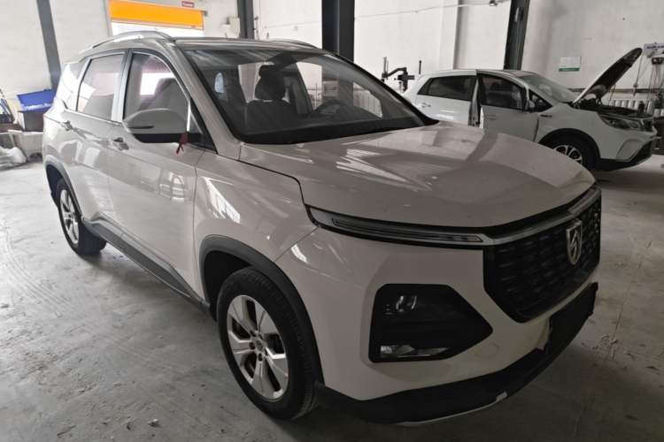 Used Baojun 530 2021 Global Car Anniversary Edition 1.5T Manual Comfort Version 7 Seats Front Right 45 Deg