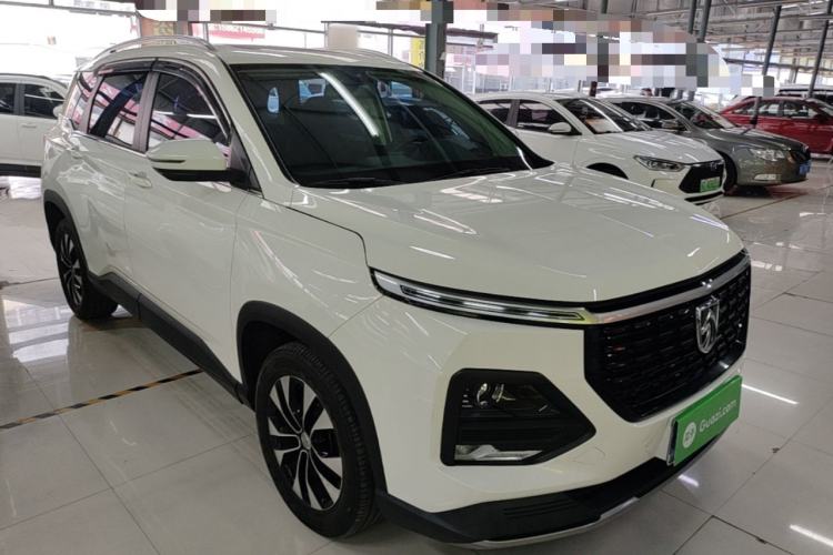 Used Baojun 530 2021 Global Car Anniversary Edition 1.5T CVT Prestige Connected Model 7 Seats Front Right 45 Deg