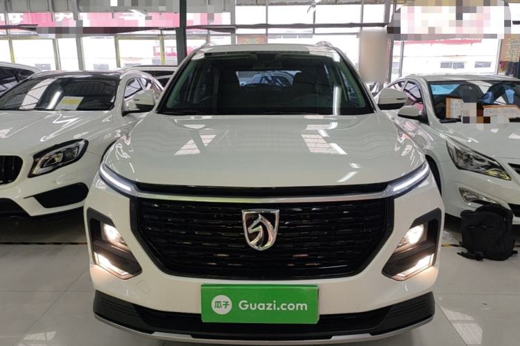 Used Baojun 530 2021 Global Car Anniversary Edition 1.5T CVT Prestige Connected Model 7 Seats Front
