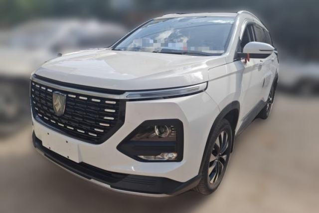 Used Baojun 530 2021 Global Car Anniversary Edition 1.5T Manual Luxury Model 7 Seats